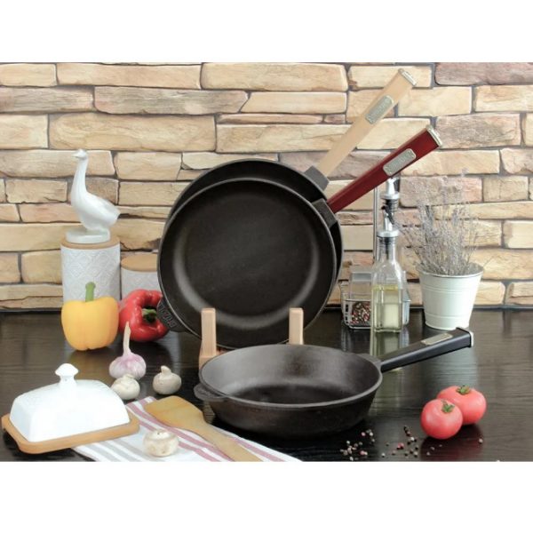 Ketaus keptuvė 28 cm su medine rankena | Patvari ir universali keptuvė