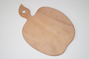 Pjaustymo lenta medinė 32x23 cm – natūrali ir ilgaamžė