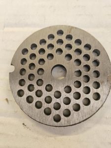 Mėsmalės tinklelis 68 mm su 10 mm skylėmis – patikimas sprendimas stambiam malimui