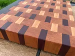 Medinė pjaustymo lenta 40x30 cm | Tvirtas torcinis dizainas