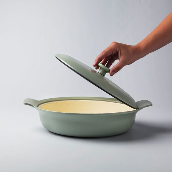 BergHOFF Čuguna panna RON 28 cm | Zaļa, Ar koka rokturi un vāku