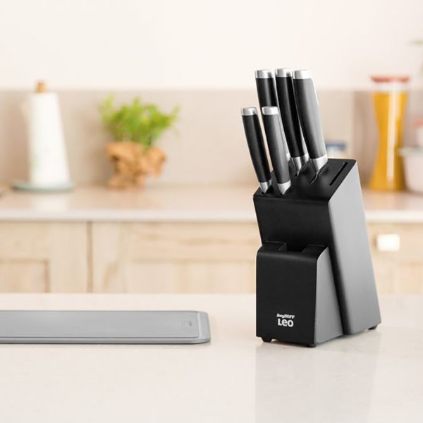 BergHOFF 6 daļu nažu komplekts Graphite | Melns koka statīvs