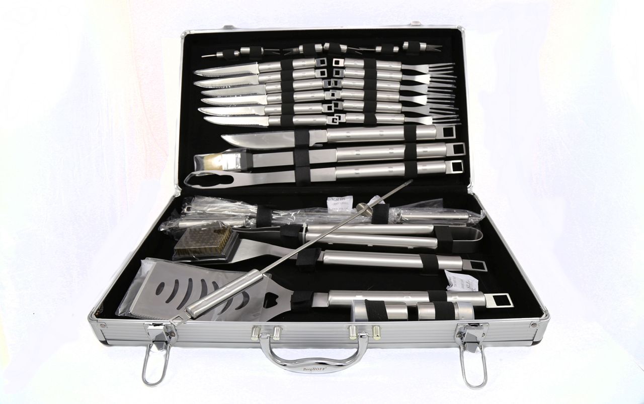 berghoff-1108325.1 BergHoff 33 gabalu grila piederumu komplekts Cubo | Alumīnija koferī - Image 2