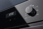 Iebūvējama cepeškrāsns Electrolux 72 l A Melna SteamBake 600 sērija EOD5C50Z "SteamBake" – maizes ceptuve jūsu mājās Cepeškrāsnī "600 SteamBake" mājas apstākļos ar tvaika palīdzību varat izcept mutē kūstošas ​​smalkmaizītes un ideālas kūkas un pīrāgus. Izbaudiet vienmērīgi izceptu vistu, lazanju un zivis. Kraukšķīga garoziņa un gaisīgs cepumu vidus tikai ar vienu pieskārienu. Funkcija "SteamBake", lai cepumi būtu garšīgi Funkcija "SteamBake" sniedz iespēju mājās ar vienu pogas spiedienu izcept gardumus, kas neatpaliek no maizes ceptuves izstrādājumiem. Mitrums veicina mīklas rūgšanu, tāpēc cepuma iekšpuse ir gaisīga, bet sausais karstums pārklāj ārpusi ar kraukšķīgu un spīdīgu garoziņu. Izbaudiet ne tikai gardus cepumus. Katalītiskās tīrīšanas funkcija Pateicoties katalītiskajam pārklājumam, varat aizmirst par cepeškrāsnī sakrājušos taukiem un pārtikas netīrumiem. Šī pašattīrīšanās funkcija ir aktīva, kad cepeškrāsns ir uzkarsēta līdz 250 °C temperatūrai, tāpēc tagad cepeškrāsns tīrīšana ir īpaši vienkārša. Ātra, efektīva un vienmērīga cepšana Mūsu tehnoloģija "Even Cooking" sadala karstumu visā cepeškrāsnī, tāpēc ēdiens cepas vienmērīgi un tas nav jāapgriež. Šī tehnoloģija ātrāk uzkarsē cepeškrāsni un ietaupa ne tikai laiku, bet arī elektroenerģiju! Informatīvs LED taimera ekrāns Ar LED ekrāna palīdzību ir viegli uzraudzīt gatavojamos ēdienus. Iestatiet ēdiena gatavošanas ilgumu vai kontrolējiet gatavošanas procesu ar ēdiena termometra palīdzību. Vadība neprasa nekādas pūles, tāpēc uzmanību varat koncentrēt uz kulināriju. Produkta priekšrocības un īpašības • Cepeškrāsns vadība ar temperatūras un laika mērītāju • Katalītisks, noturīgs tīrs cepeškrāsns pārklājums • Daudzfunkcionāla cepeškrāsns ar riņķveida sildelementu • Dzesēšanas ventilators • Iespiežami rokturi. Produkta tehniskās īpašības Krāsa - Melna .Cepeškrāsns karsēšanas funkcijas - Apakša, Ventilators + apgaismojums, Grils + apakša + ventilators, Grils + ventilators, Grils + augšdaļa, Grils + augšdaļa + ventilators, Apgaismojums, Riņķveida + iztvaicētājs + ventilators, Augšdaļa + apakšdaļa. Grila tips - Elektrisks. Trokšņa līmenis, dB(A)- 43. Noderīgais tilpums, l - 72. Augstums, mm - 594. Platums, mm - 596. Dziļums, mm - 569. Uzstādīšanas augstums, mm - 600. Uzstādīšanas platums, mm - 560. Uzstādīšanas dziļums, mm- 550. Enerģijas klase- A. Enerģijas patēriņš statiskai karsēšanai, kWh- 0.95. Enerģijas patēriņš ar multifunkciju, kWh- 0.81. Ventilators. Maksimālā ierīces jauda, W- 2990. Maksimālā grila elementa jauda, W- 2700. Enerģijas patēriņš gaidīšanas režīmā - 0.99. Apgaismojuma jauda, W - 40. - Image 4