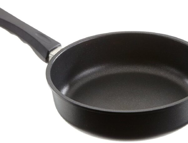 AMT Gastroguss Panna AMT528-E | Ø 28 cm, Augstums 5 cm, Lotan™ Pārklājums, Piemērota lietošanai cepeškrāsnī līdz 260°C