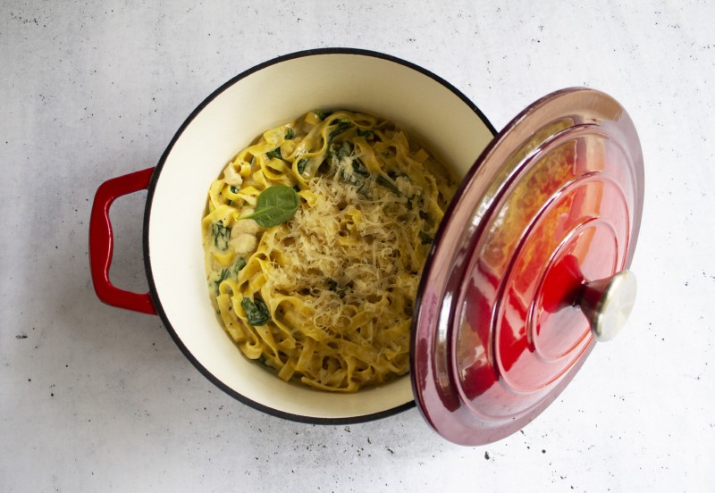 06_ZY026BKI ZYLE Emaljēts Čuguna Katls ZY026BKI | 5.7 L, Ø 26 cm, Piemērots Cepeškrāsnīm un Indukcijai - Image 1