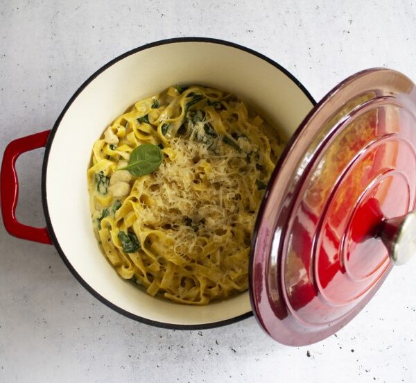 ZYLE Emaljēts čuguna katls ZY026RKI | 5,7 L, Ø 26 cm, Piemērots cepeškrāsnīm un indukcijai