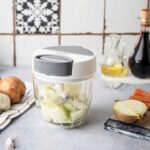 KingHoff Mechaninis maisto smulkintuvas KH-1882, 900 ml | Su virvele, Nerūdijančio plieno ašmenys