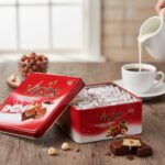 VIGOS Šokoladiniai Batonėliai su Lazdynų Riešutų Skoniu 600 g | Metalinė Dėžutė