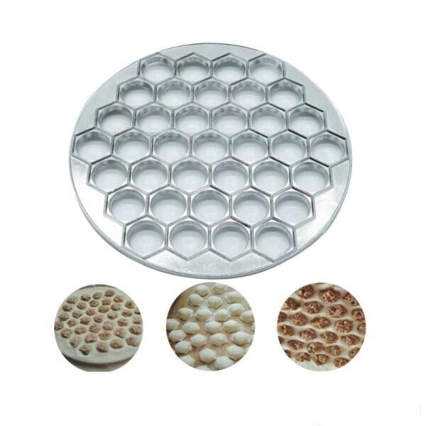 koldunu-forma-37-skyliu-0d219-kaina_reference Alumīnija pelmeņu gatavošanas forma, 37 caurumi, Ø26 cm - Image 1