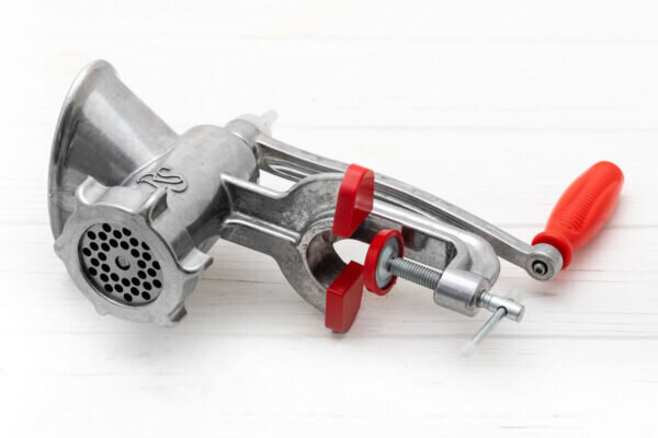 mechanine-mesmale_reference Mehāniskā gaļas mašīna ar uzgaļiem desām, 28 cm - Image 1