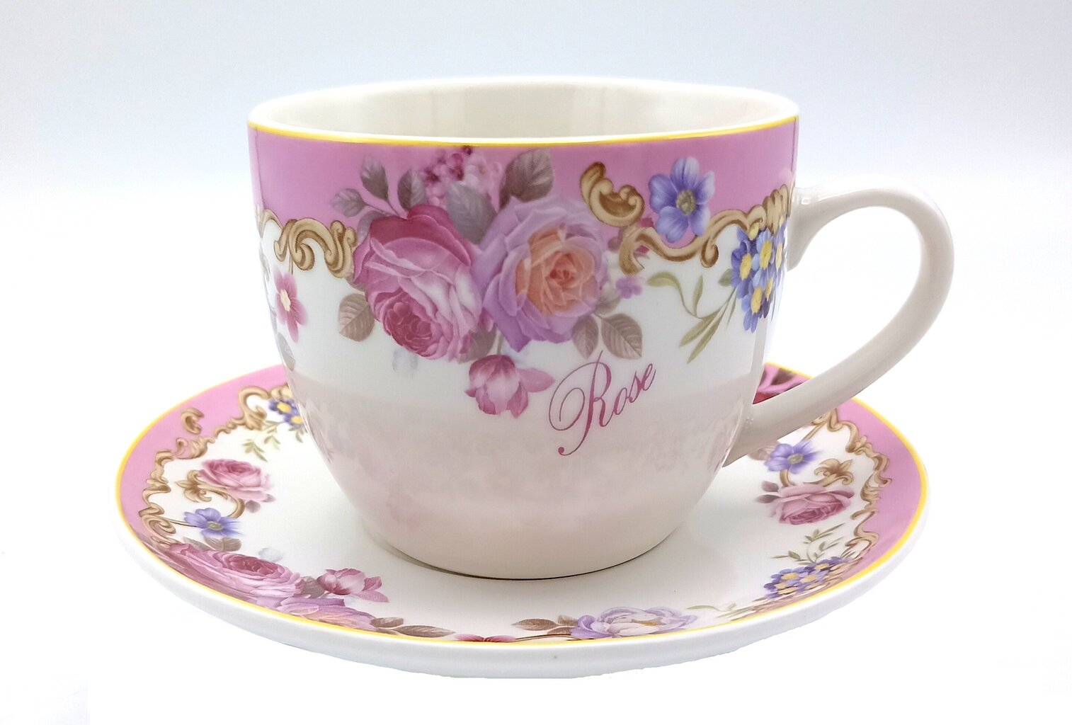 puodelis-su-lekstute-250-ml-73b76_reference Porcelāna tasīšu un apakštasīšu komplekts „Rose“, 2 gab. x 250 ml - Image 1
